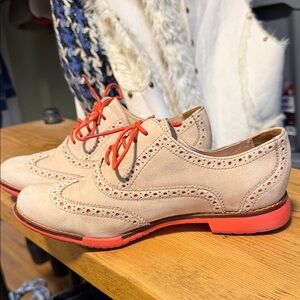 Like new beautiful loafers.